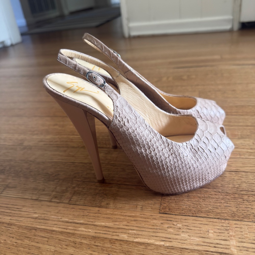 Giuseppe Zanotti Nude Snakeskin Embossed Peep Toe Slingback Platform Heels 37.5